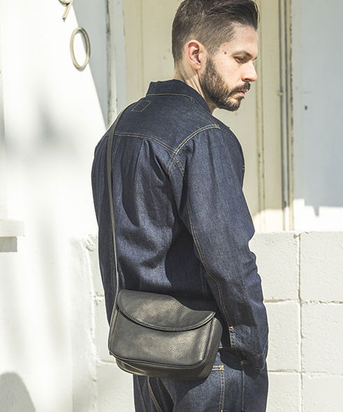 MR.OLIVE E.O.I / IMPERMA-LEATHER / NEAT SHOULDER BAG / ミスターオリーブイーオーアイ / インペルマレザー / ニートショルダーバッグ