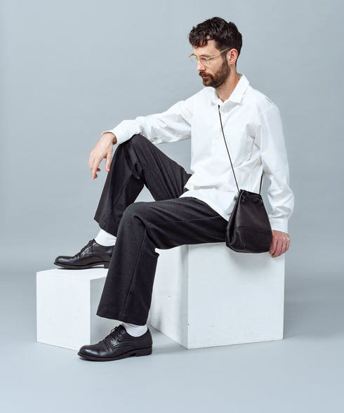 MR.OLIVE E.O.I / WATERPROOF WASHABLE LEATHER / 2WAY DRAWSTRING POUCH / ミスターオリーブイーオーアイ / ウォータープルーフウォッシャブルレザー / 2WAYドローストリングポーチ