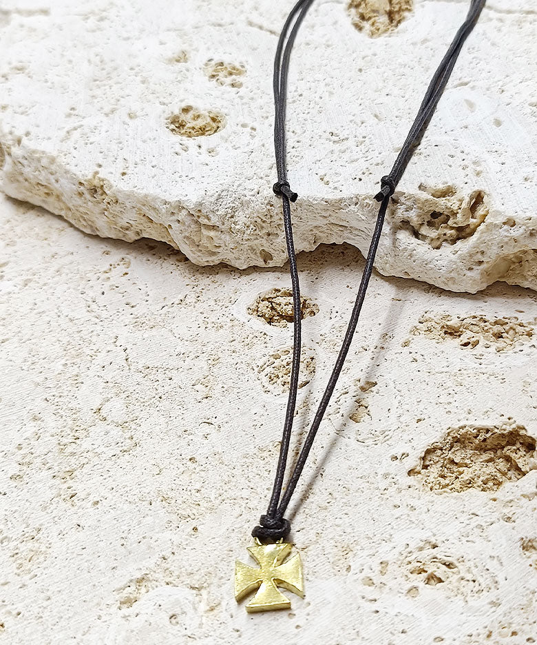 沖縄手作銀細工「KORC 琉」真鍮 首輪（茶紐） – KORC公式オンラインストア